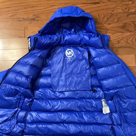 (SOLD‼️) Michael Michael Kors Women's Hooded Packable Down Puffer Coat, XS - Picture 3 of 7